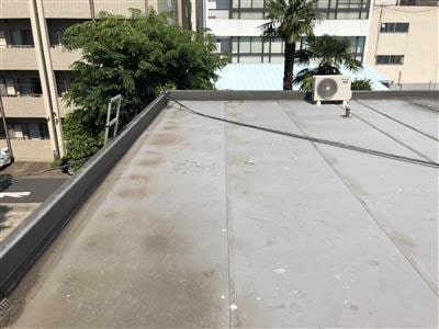 屋上表面塗膜劣化・汚れ