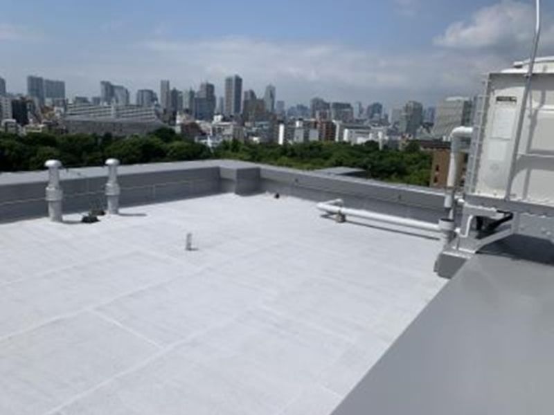 ����h���H����