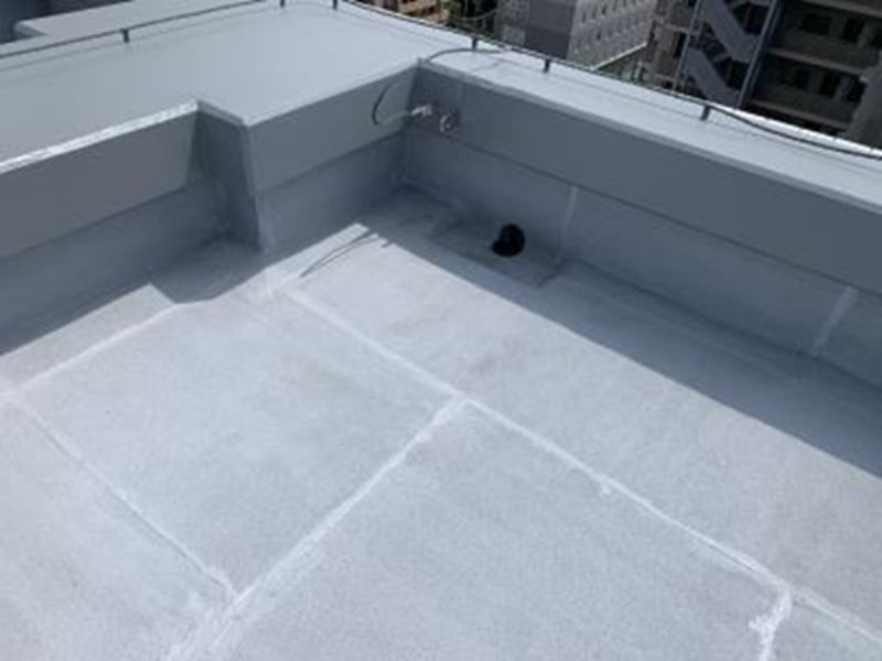 ����h���H����